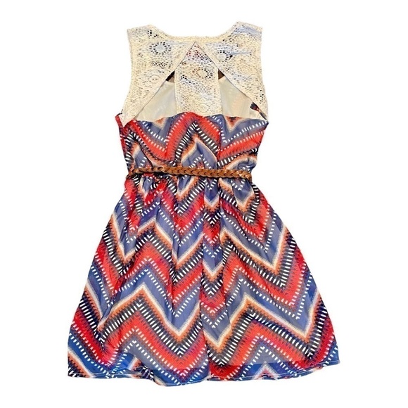 RED CAMEL, NWT, WOMENS CHEVRON PRINT, MINI DRESS WITH BELT. SIZE L - Picture 7 of 11